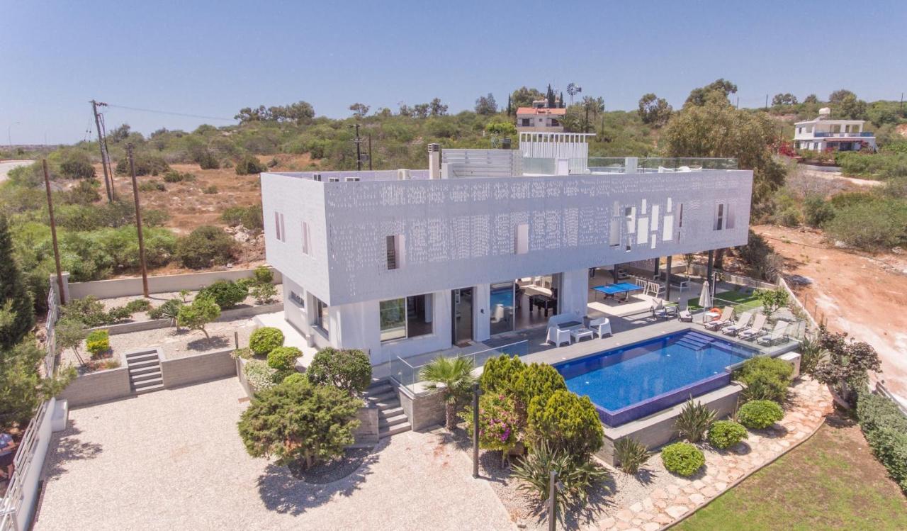 Chloe Luxury Villas Protaras Luaran gambar