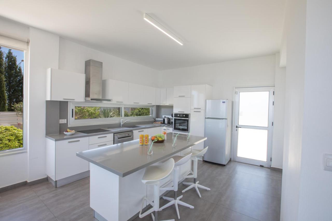 Chloe Luxury Villas Protaras Luaran gambar