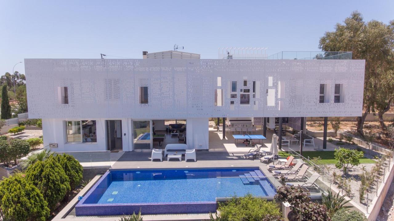 Chloe Luxury Villas Protaras Luaran gambar