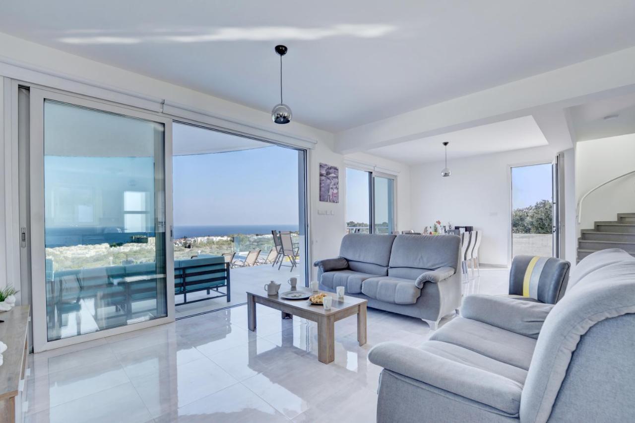Chloe Luxury Villas Protaras Luaran gambar